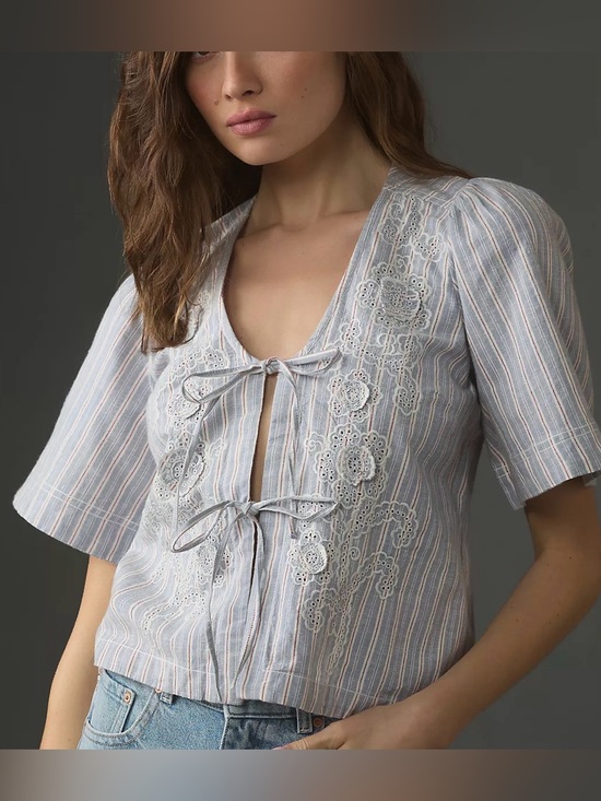 Pilcro Tops - Anthropologie Pilcro Short-Sleeve Boxy Tie-Front Top medium Americana floral